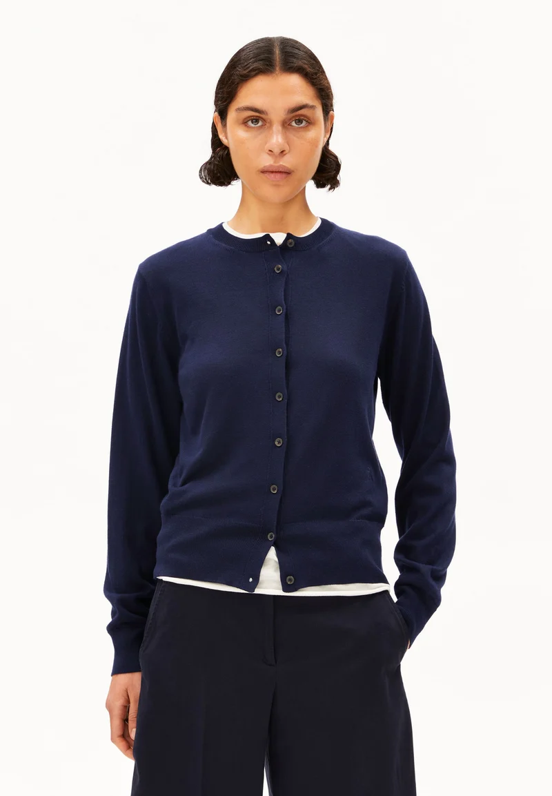 FEINSTRICKCARDIGAN | tinted navy