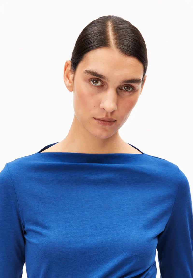 BOAT NECK LANGARMSHIRT | dynamo blue