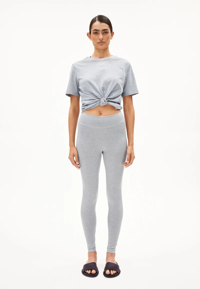 FARIBAA | silver melange