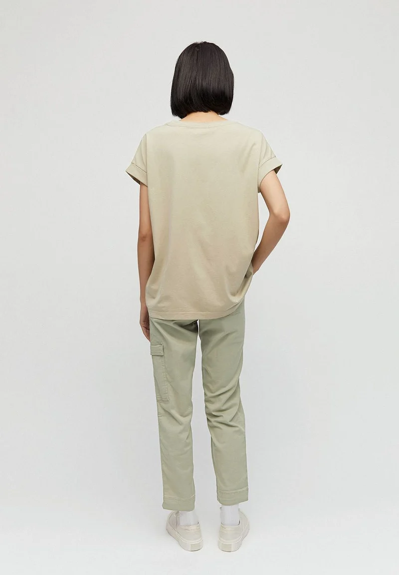 IDAARA T-SHIRT | birch leaf