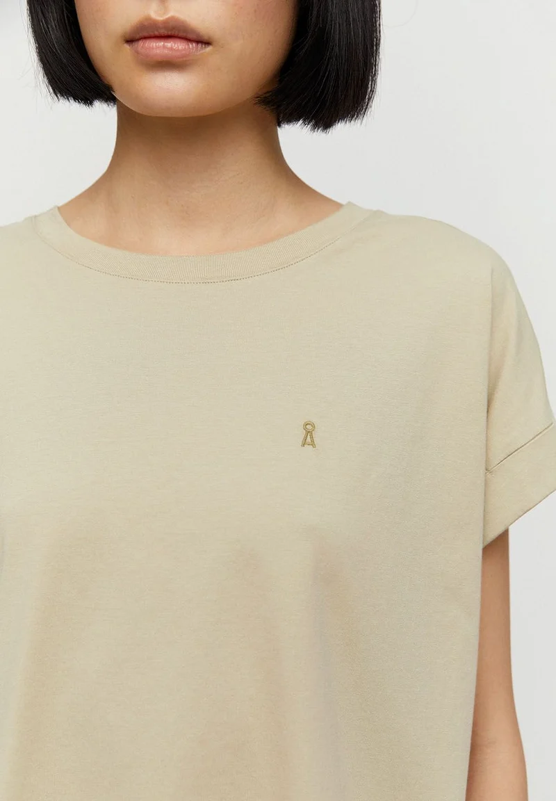IDAARA T-SHIRT | birch leaf