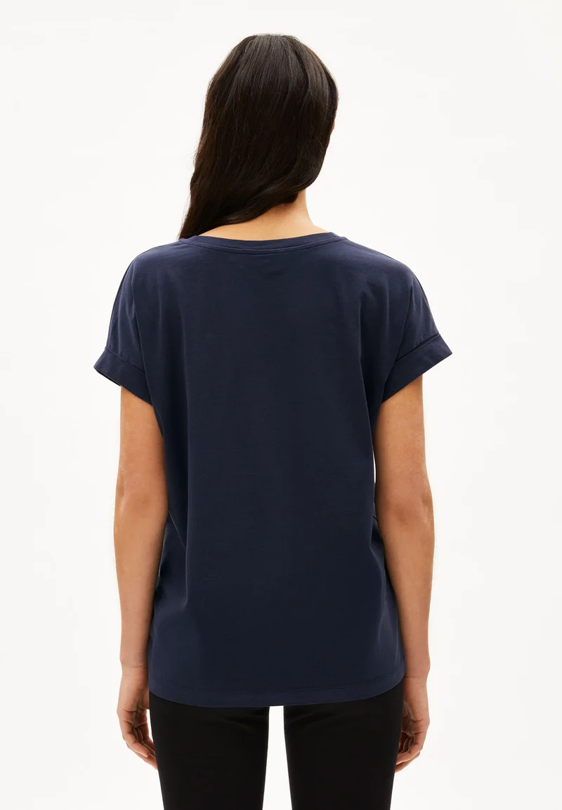 IDAARA T-SHIRT | night sky