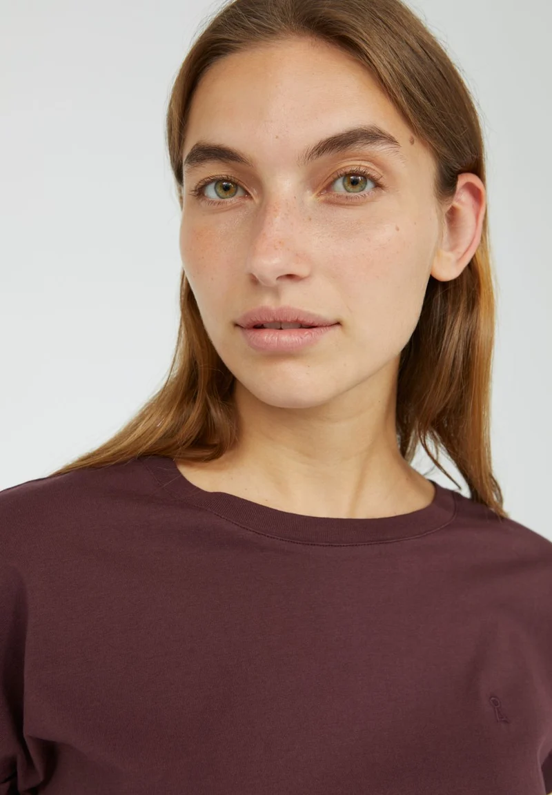 IDAARA T-SHIRT | aubergine