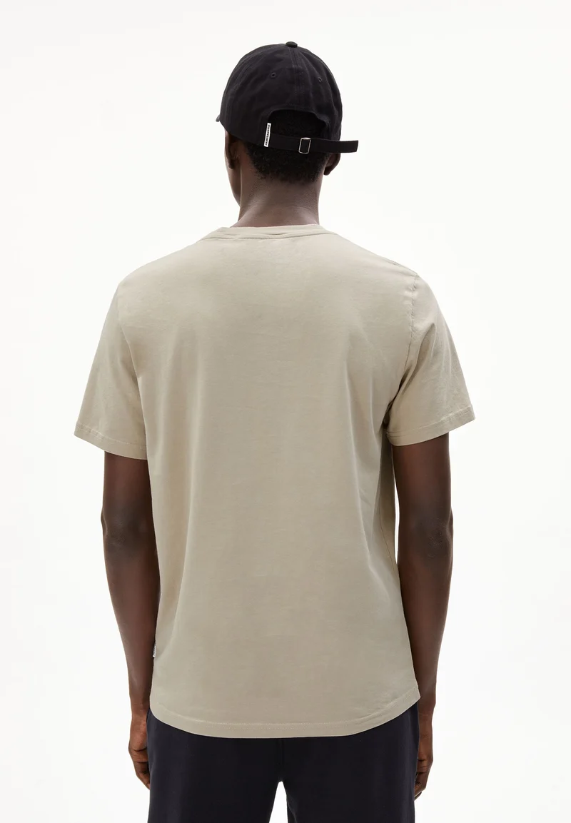 JAAMES T-SHIRT | sandstone