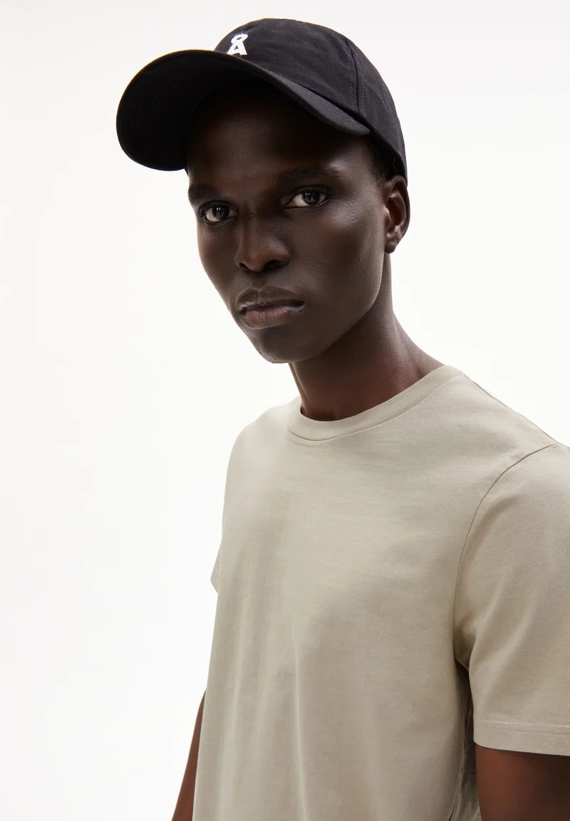 JAAMES T-SHIRT | sandstone