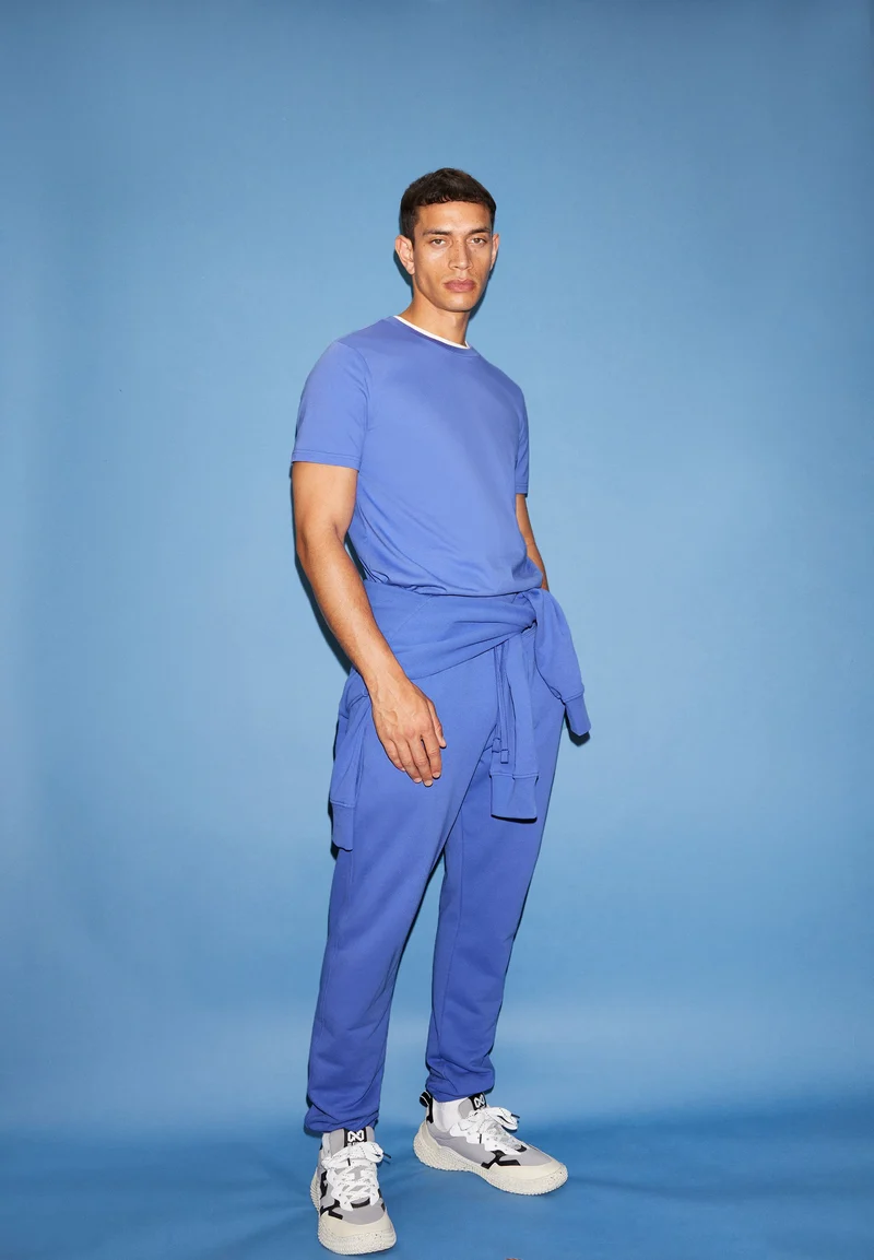 JAAMES T-SHIRT | vibrant violet