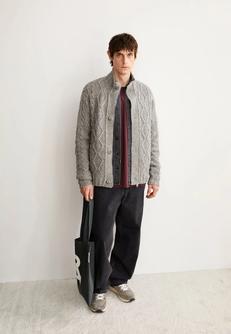 AANTON | silver melange