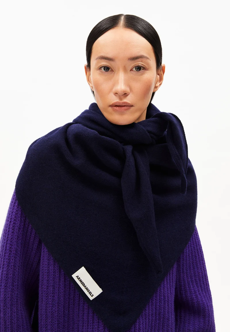 BRYANAA TRIANGLE SCARF