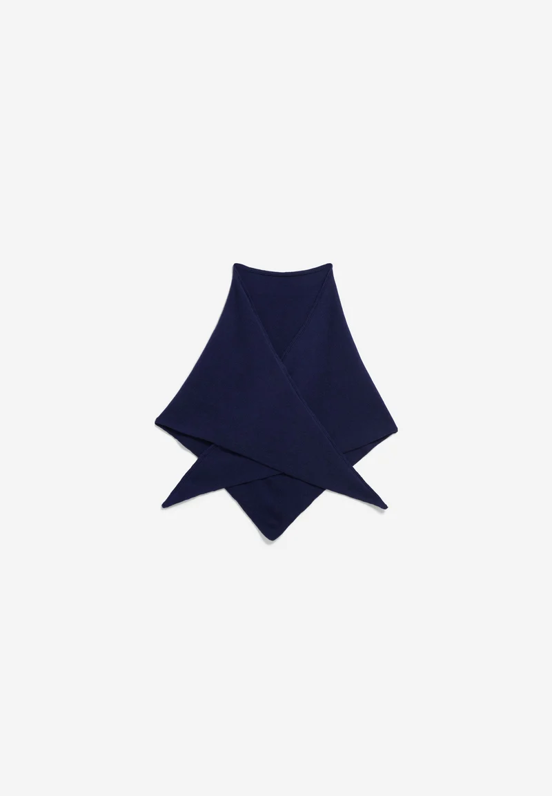 BRYANAA TRIANGLE SCARF | tinted navy