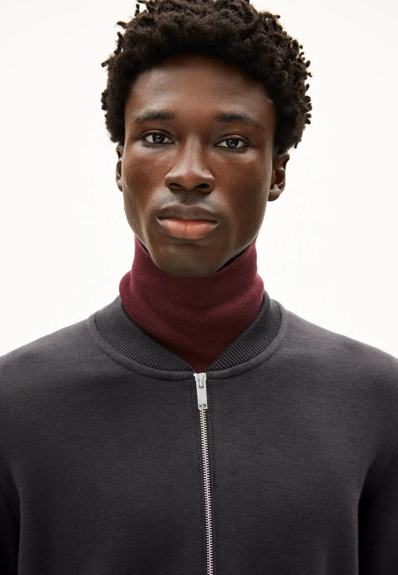 AGAAMON STRICKJACKE | dark steel