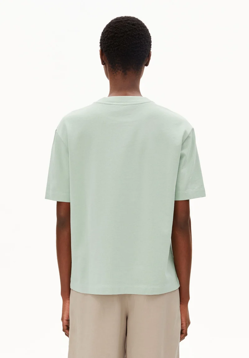 TARJAA T-SHIRT | foam
