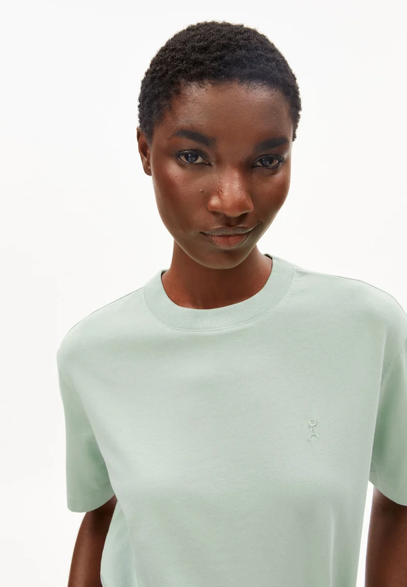 TARJAA T-SHIRT | foam