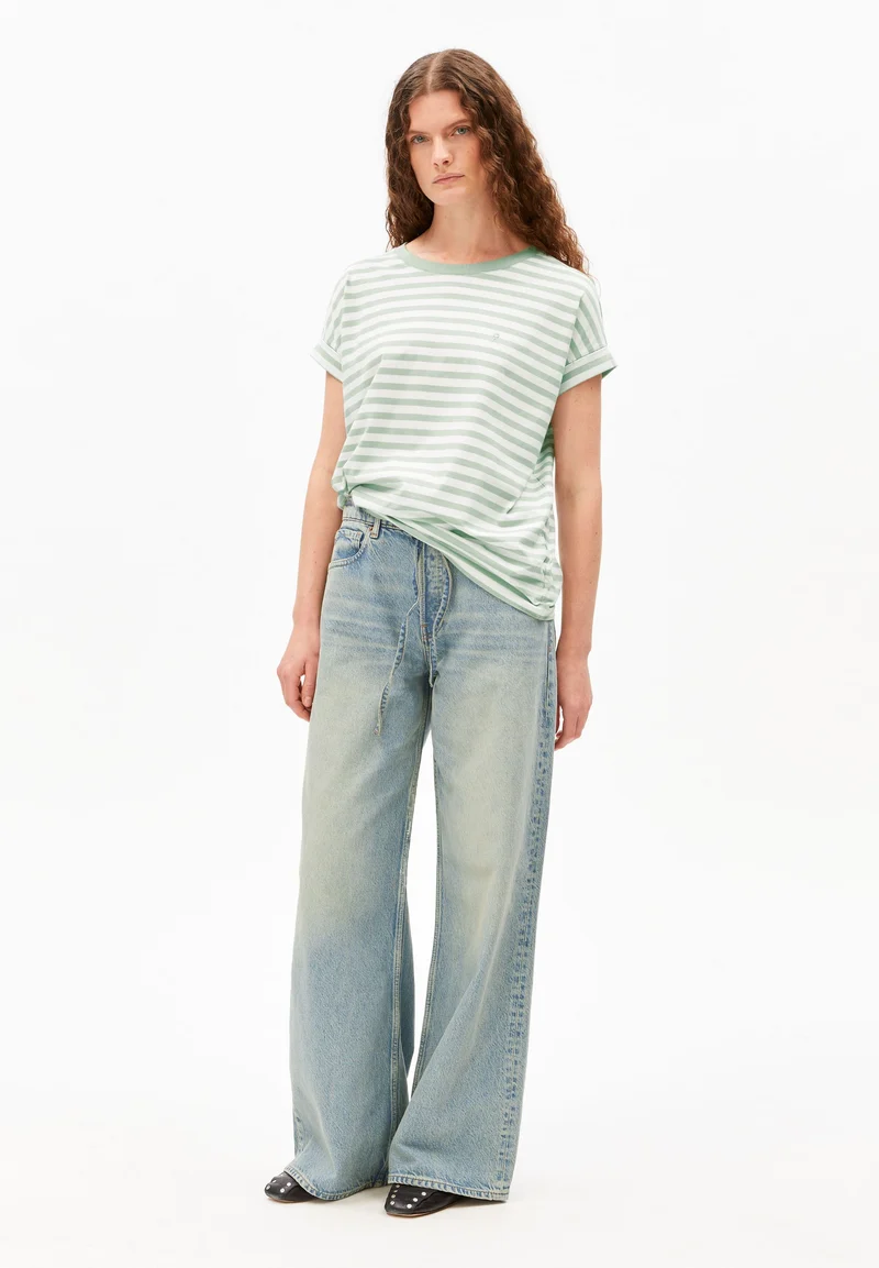 IDAARA GESTREIFTES T-SHIRT | white-foam