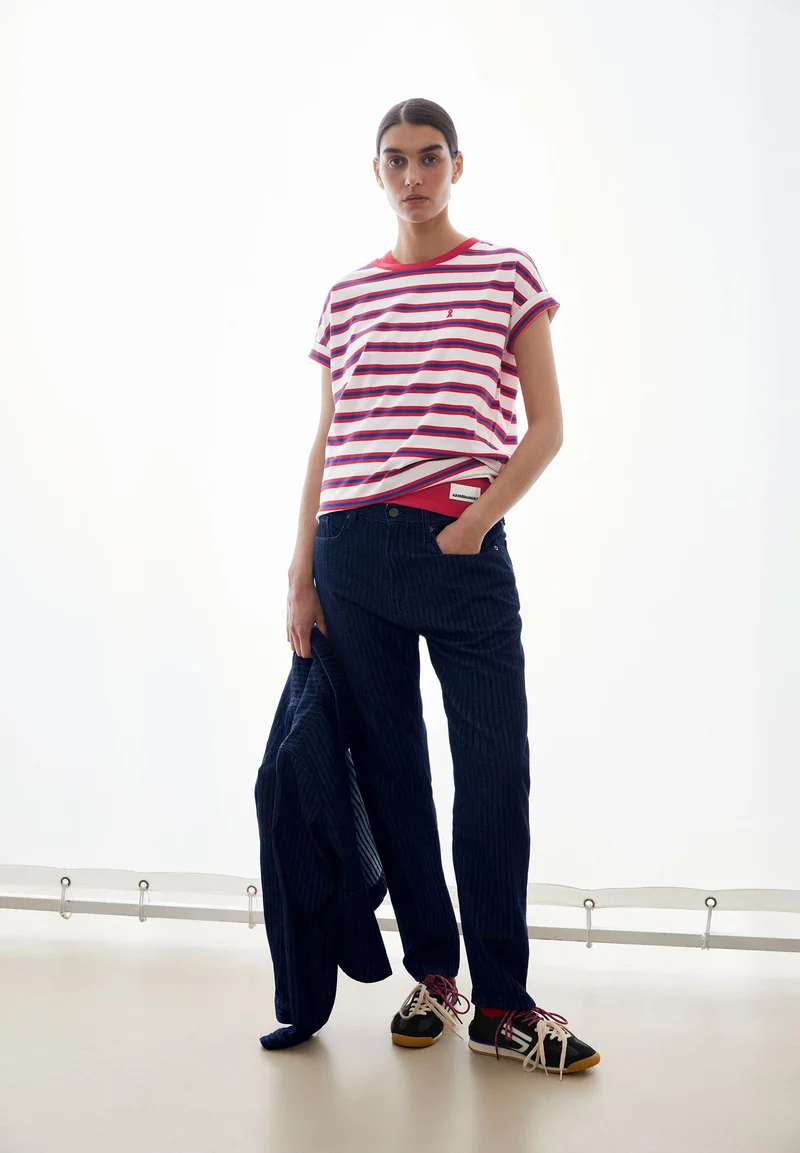 IDAARA GESTREIFTES T-SHIRT | light oatmilk-mars red-dynamo blue