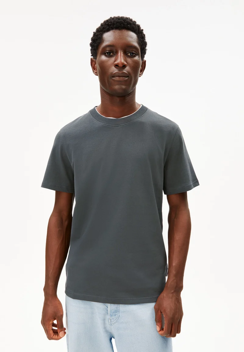 MAARKOS MID WEIGHT T-SHIRT | space steel