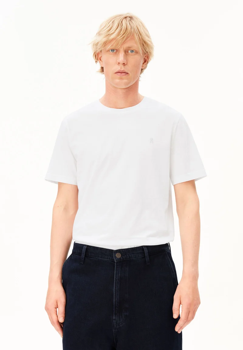JAAMES T-SHIRT | white
