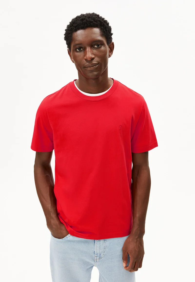 JAAMES T-SHIRT | mars red