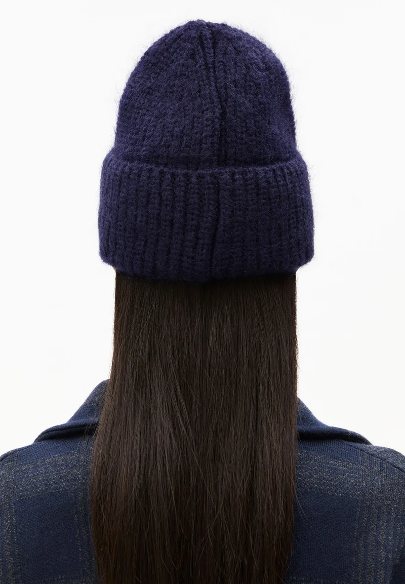 SNOWAA MÜTZE | tinted navy