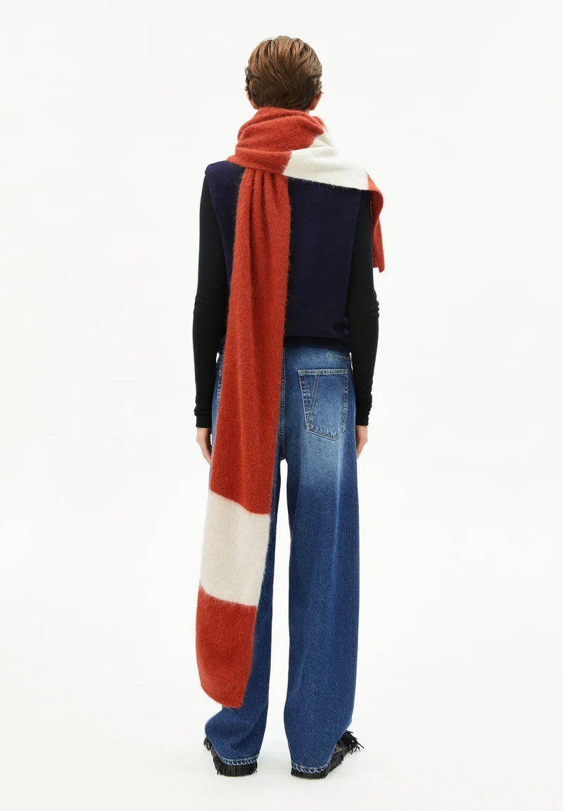 SAABE STRIPES UN-WASTED | emergency red-oatmilk