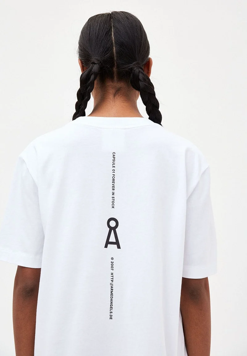 TARAA CAPSULE.02 | white