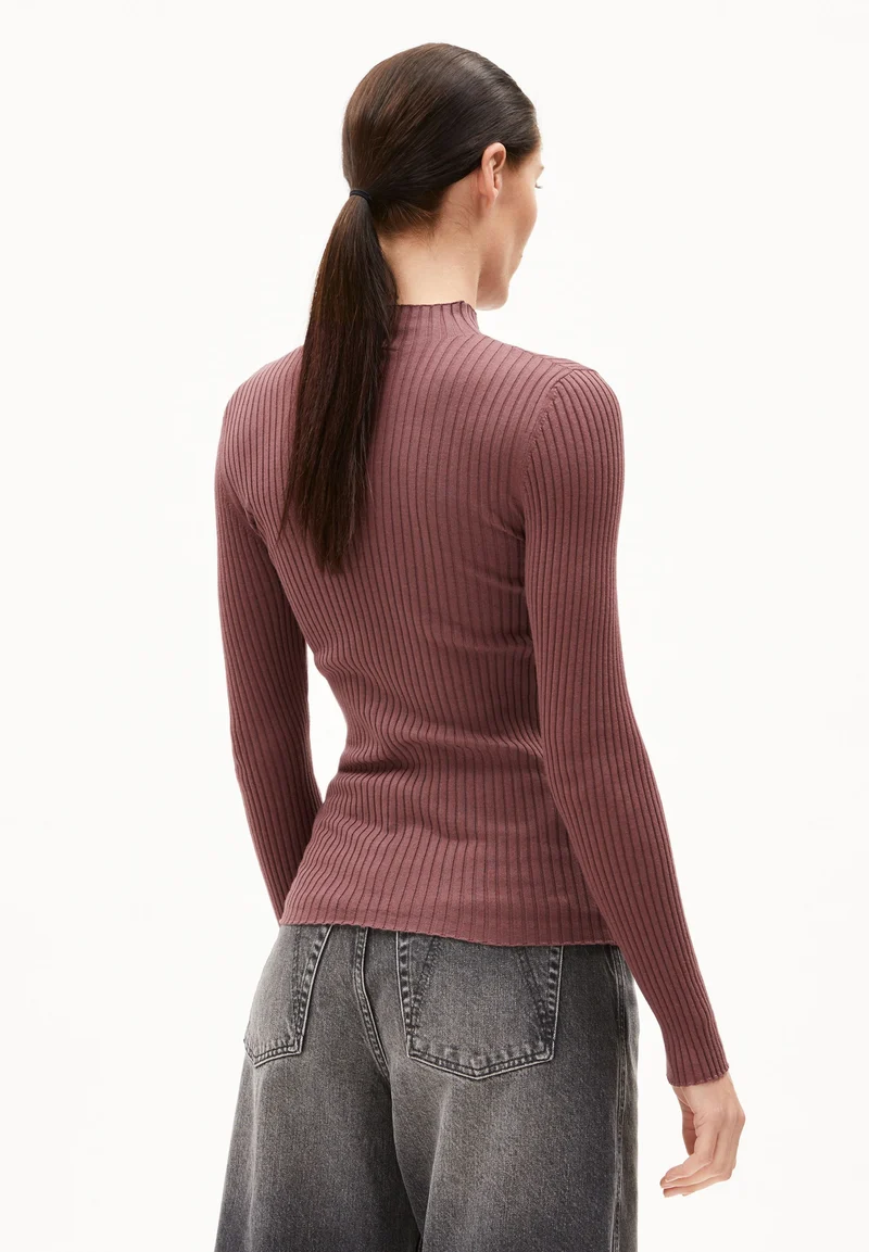 ALAANIA STRICKPULLOVER | dark berry