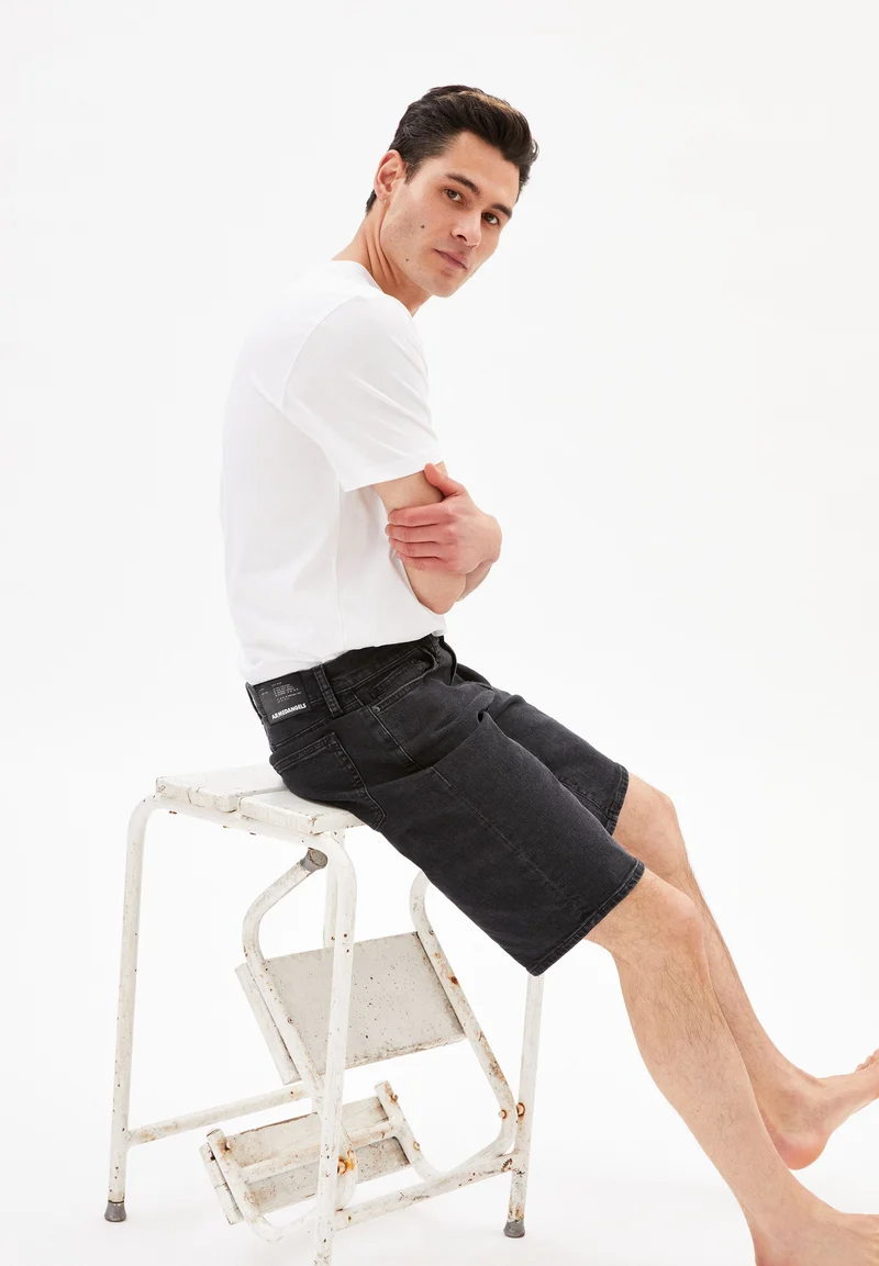 NAAIL BLACK DNM | washed down black
