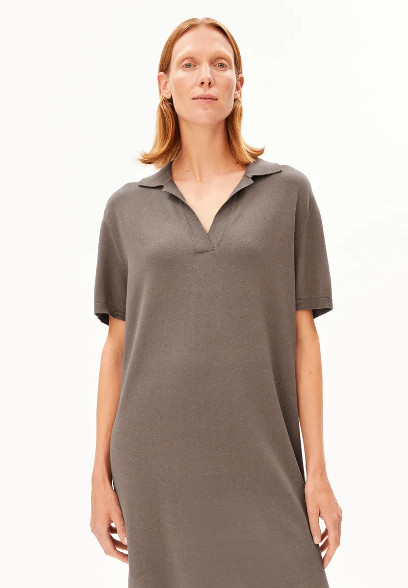 FINE POLO KNIT DRESS