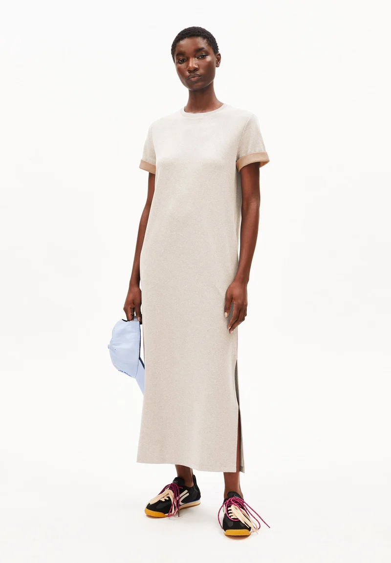 UN-WASTED KLEID | undyed-cinnamon dust