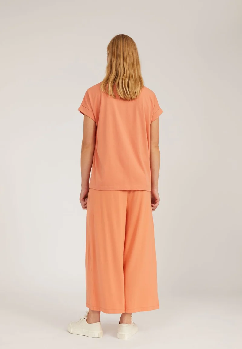 IDAARA T-SHIRT | burned mandarin