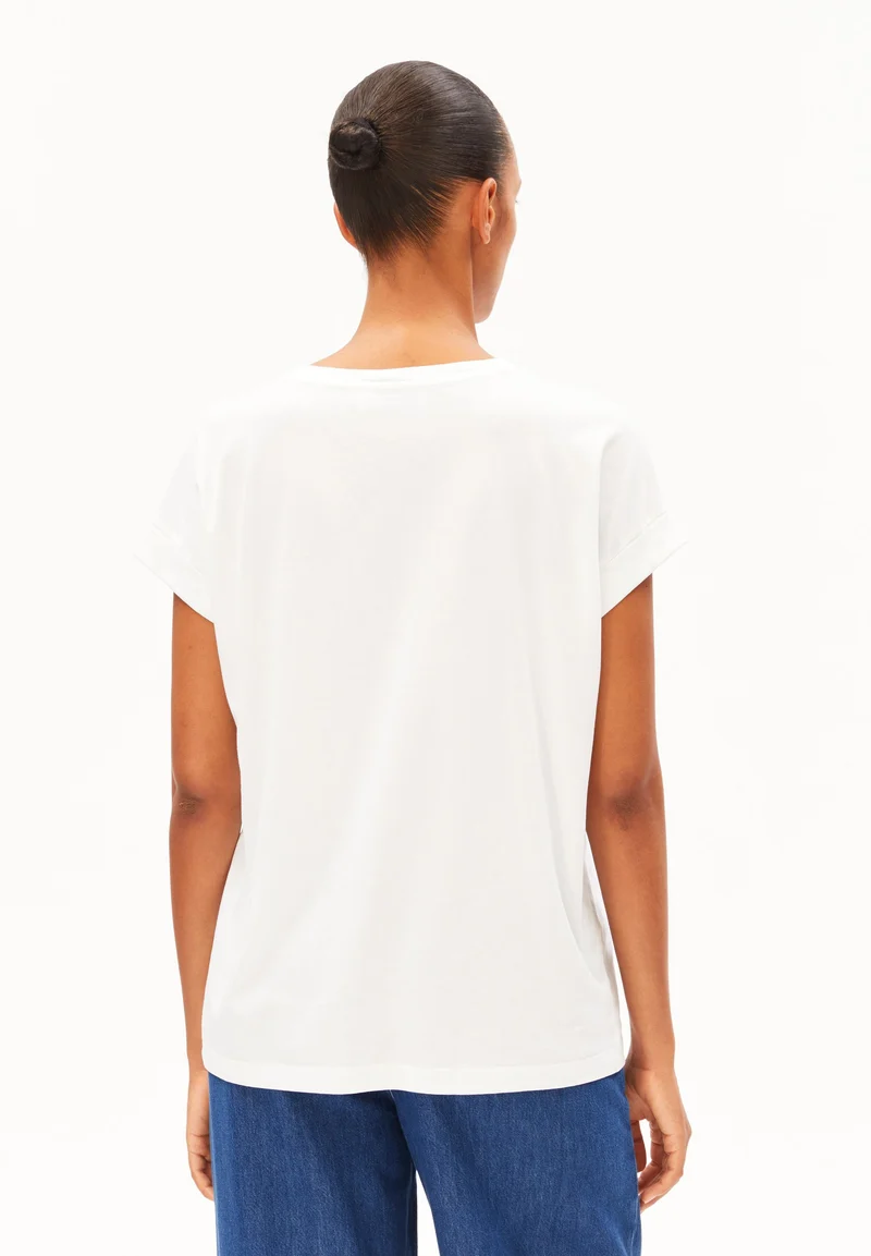 IDAARA T-SHIRT | white