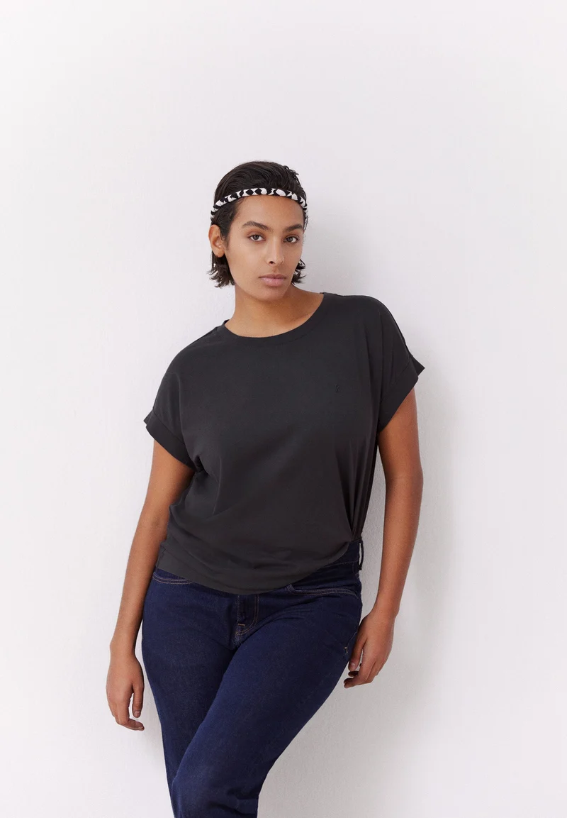 IDAARA T-SHIRT | graphite