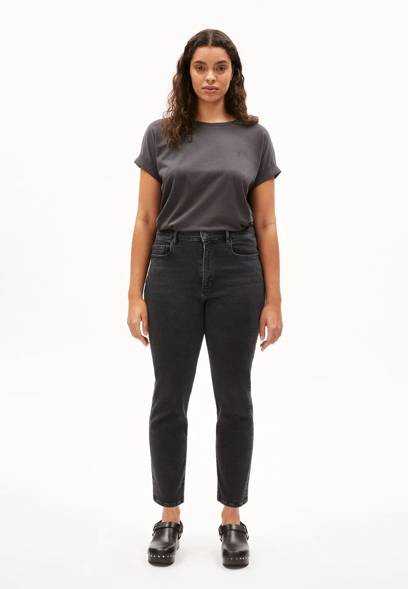 IDAARA T-SHIRT | graphite