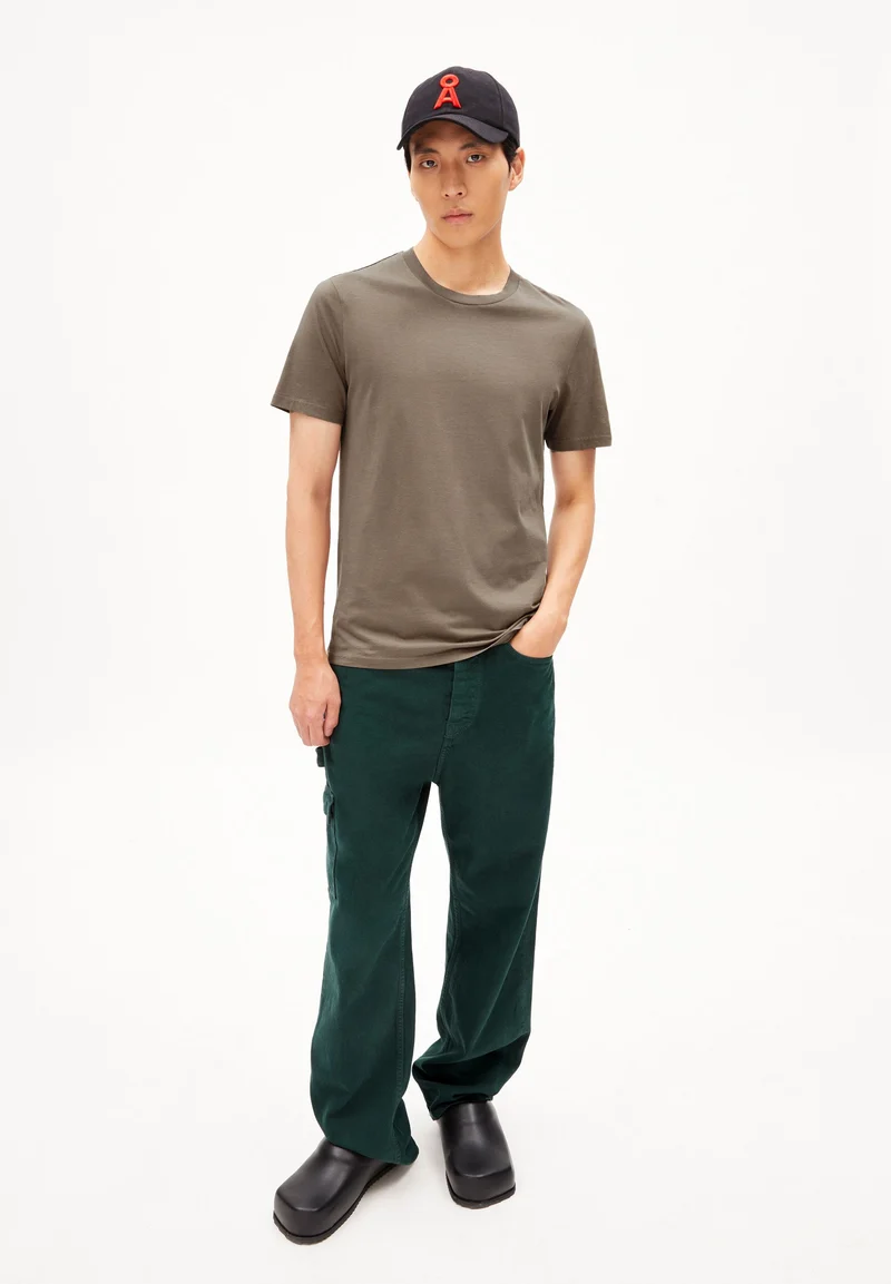 JAAMES T-SHIRT | muddy water