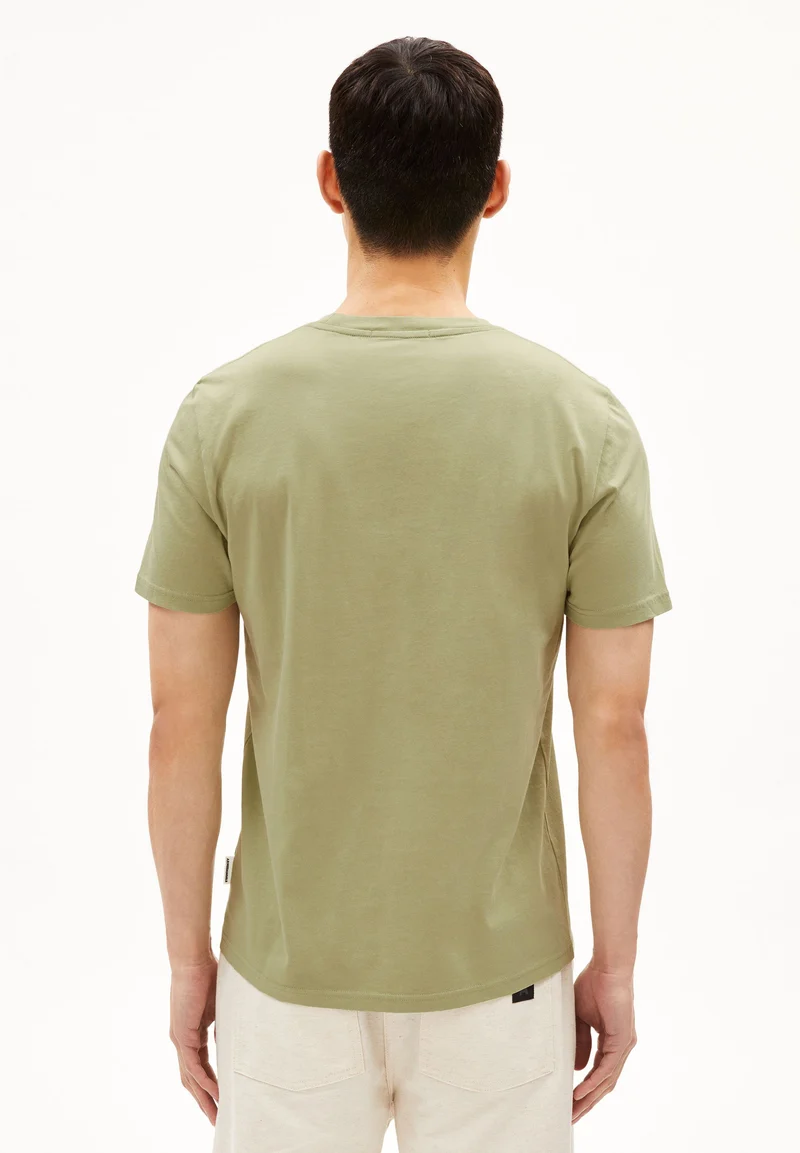 JAAMES T-SHIRT | light matcha