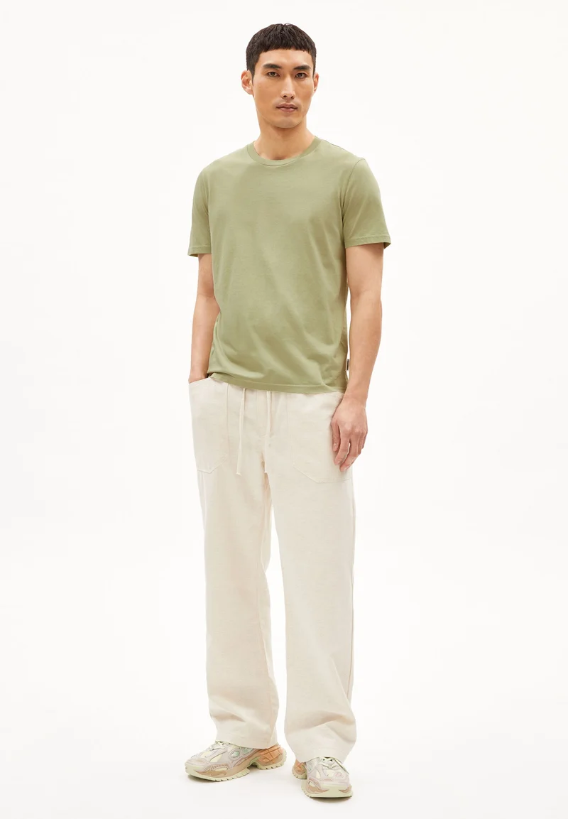JAAMES T-SHIRT | light matcha