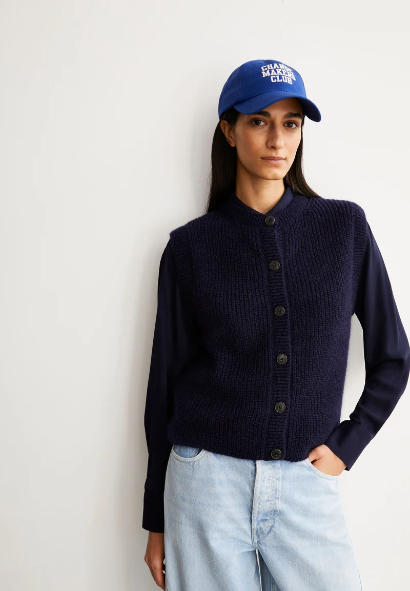 HELGEAA PREMIUM | tinted navy