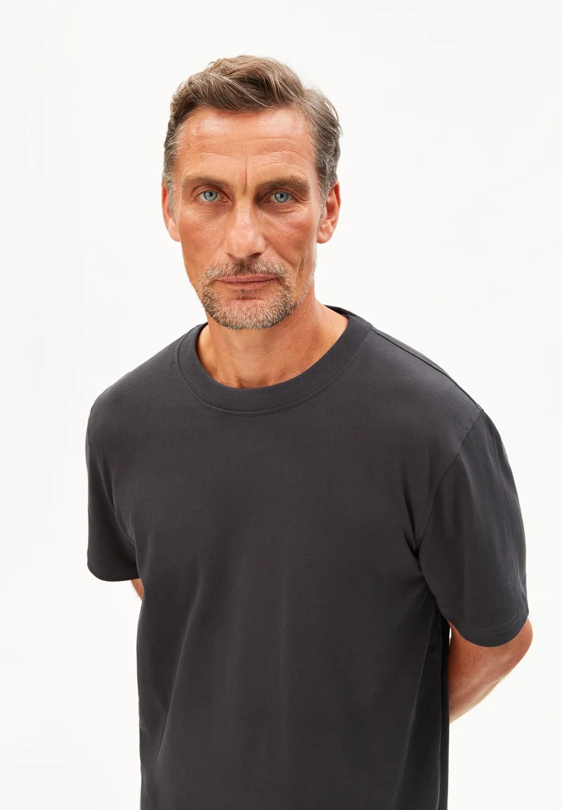 MAARKOS T-SHIRT | dark steel