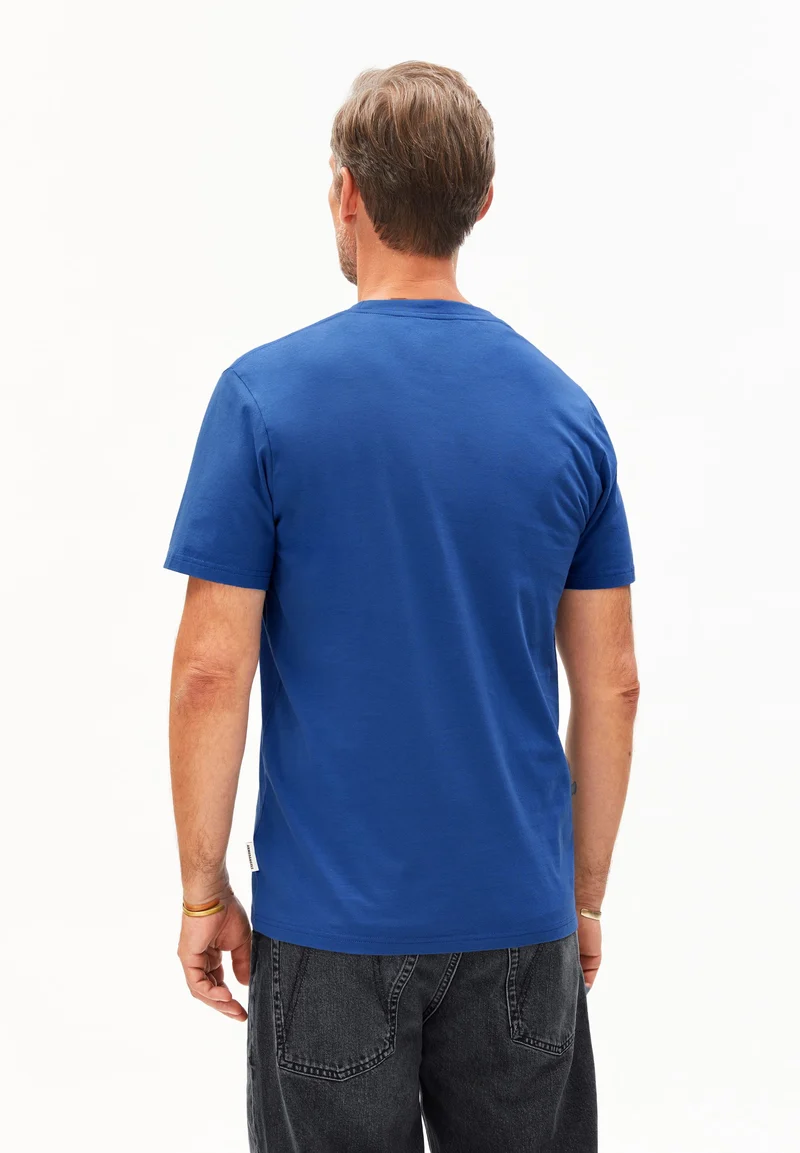 JAAMES T-SHIRT | dark wave