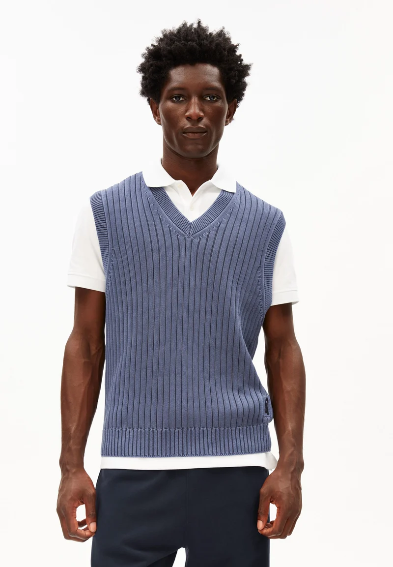 PIGMENT DYE SLEEVELESS VEST