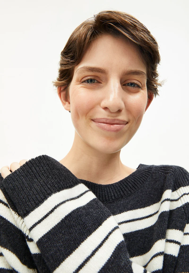 LILIRIAA FINE STRIPES STRICKPULLOVER | steel melange-oatmilk