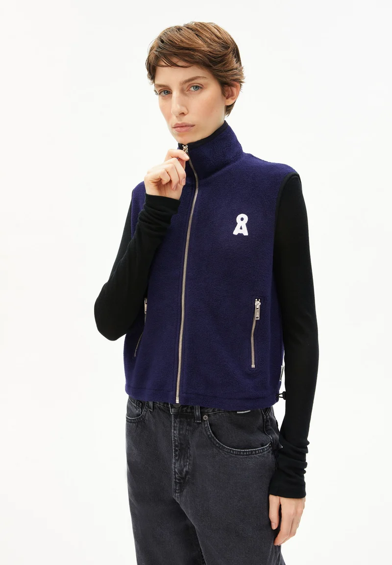 ICONIC Å KARLENAA | tinted navy