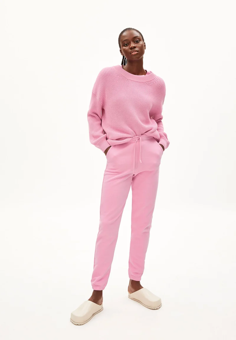 IVAA | raspberry pink