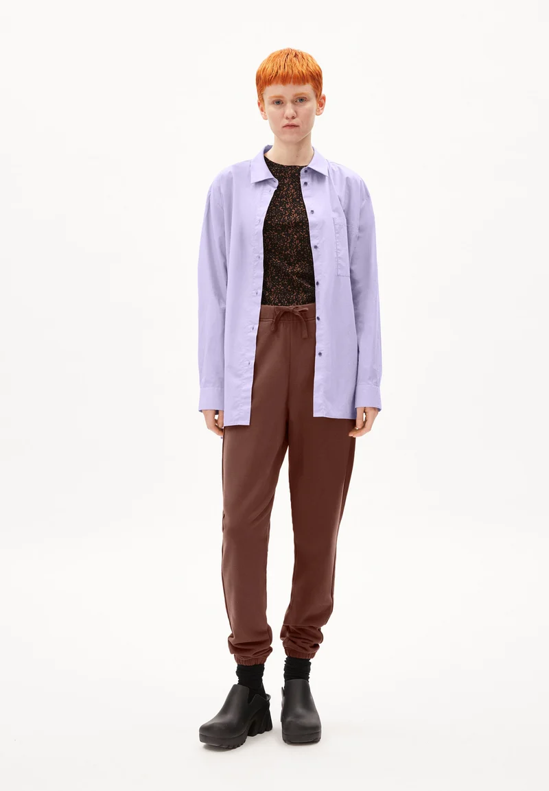 IVAA | deep brown