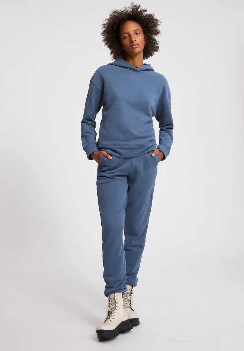 IVAA | foggy blue