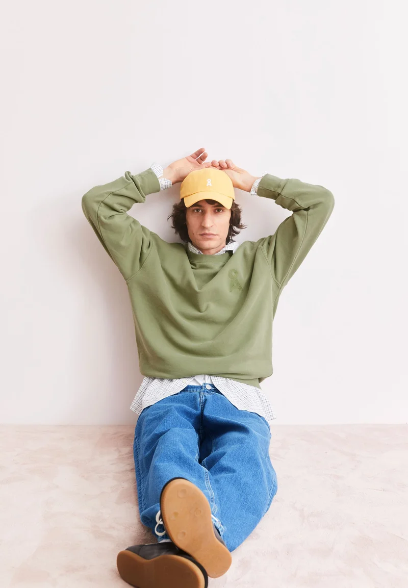 ICONIC Å GMT DYE SWEATSHIRT | fatigue green washed