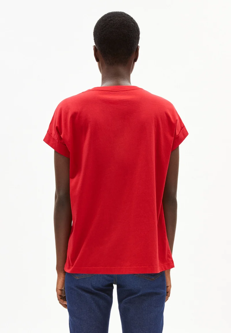 IDAARA T-SHIRT | dark poppy