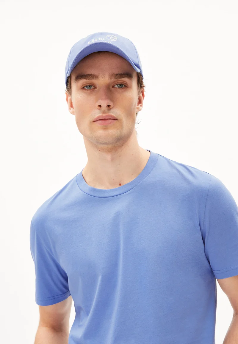 JAAMES T-SHIRT | blue bloom