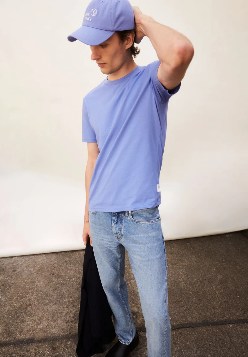 JAAMES T-SHIRT | blue bloom