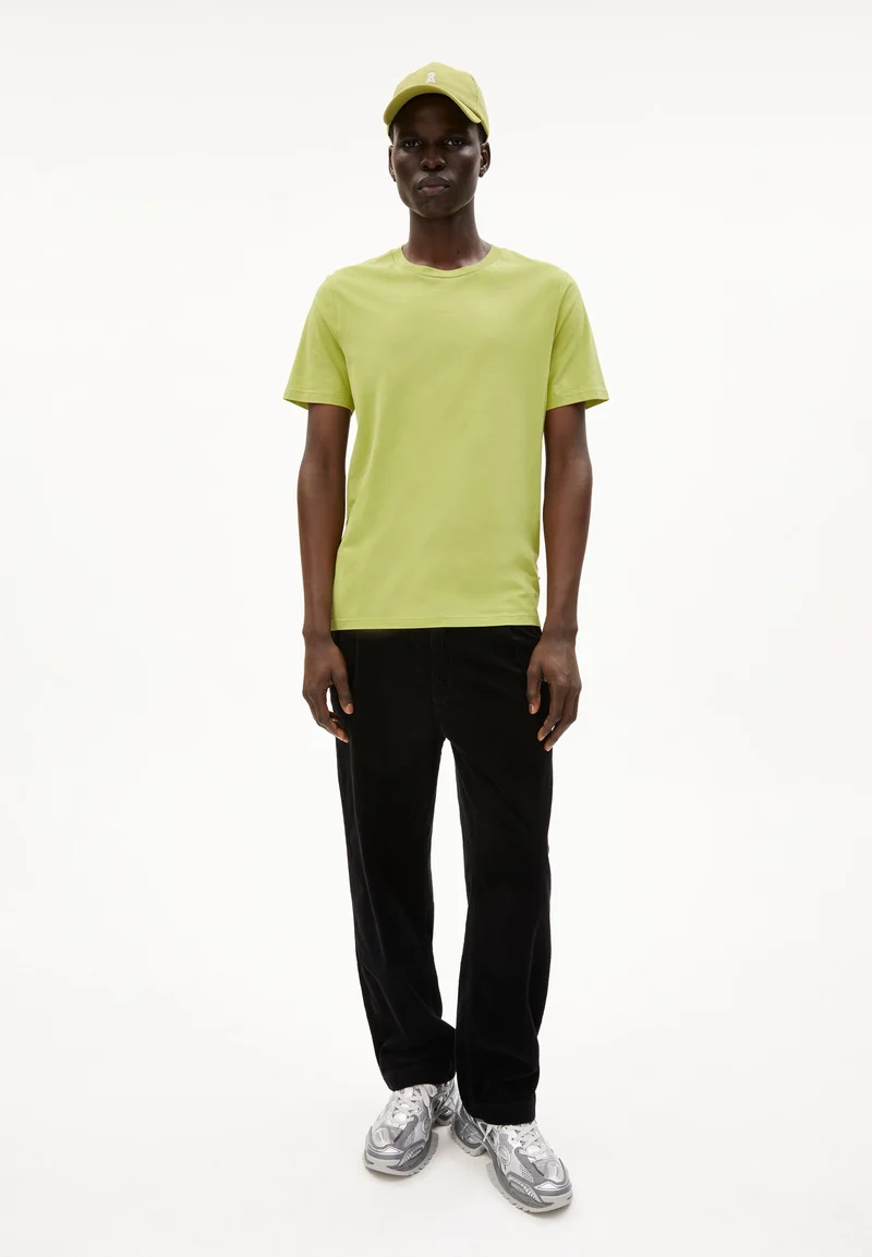 JAAMES T-SHIRT | new moss