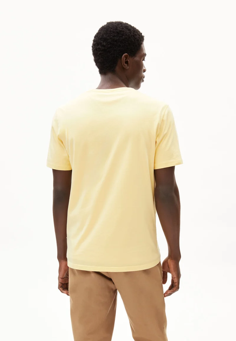 JAAMES T-SHIRT | early yellow